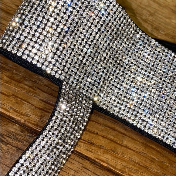 Crystal Stretch Garter Belt - Picture 6 of 11